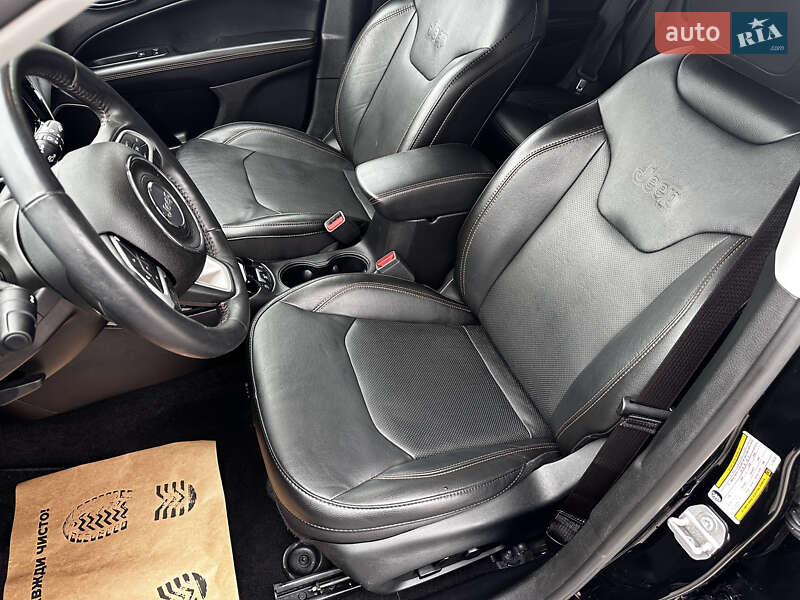 Внедорожник / Кроссовер Jeep Compass 2020 в Полтаве фото 23 Внедорожник / Кроссовер Jeep Compass 2020 в Полтаве