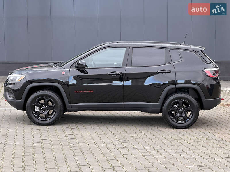 Внедорожник / Кроссовер Jeep Compass 2023 в Киеве