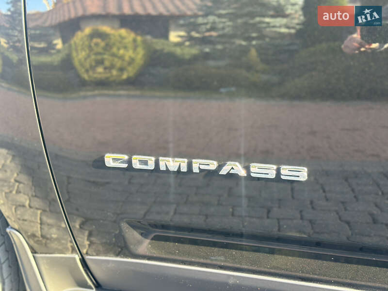 Внедорожник / Кроссовер Jeep Compass 2013 в Львове