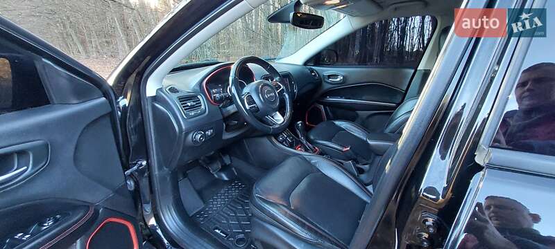 Позашляховик / Кросовер Jeep Compass 2017 в Дубні фото 14 Позашляховик / Кросовер Jeep Compass 2017 в Дубні