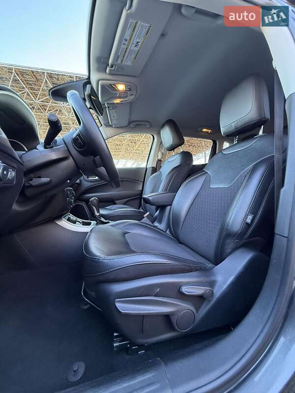 Позашляховик / Кросовер Jeep Compass 2019 в Старому Самборі фото 9 Позашляховик / Кросовер Jeep Compass 2019 в Старому Самборі