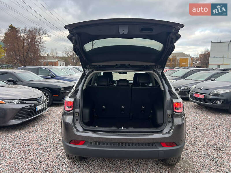 Позашляховик / Кросовер Jeep Compass 2021 в Полтаві фото 18 Позашляховик / Кросовер Jeep Compass 2021 в Полтаві