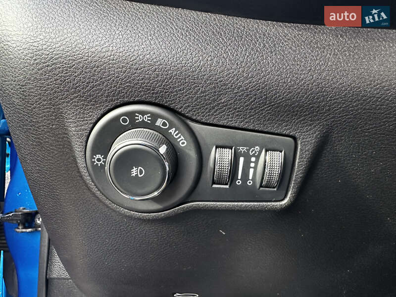 Позашляховик / Кросовер Jeep Compass 2022 в Полтаві фото 39 Позашляховик / Кросовер Jeep Compass 2022 в Полтаві