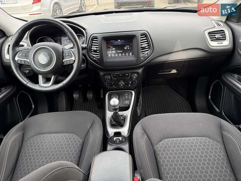 Внедорожник / Кроссовер Jeep Compass 2018 в Киеве