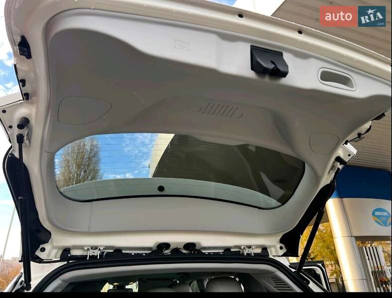 Позашляховик / Кросовер Jeep Compass 2018 в Черкасах фото 23 Позашляховик / Кросовер Jeep Compass 2018 в Черкасах