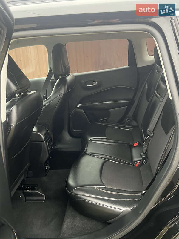 Позашляховик / Кросовер Jeep Compass 2018 в Броварах фото 29 Позашляховик / Кросовер Jeep Compass 2018 в Броварах