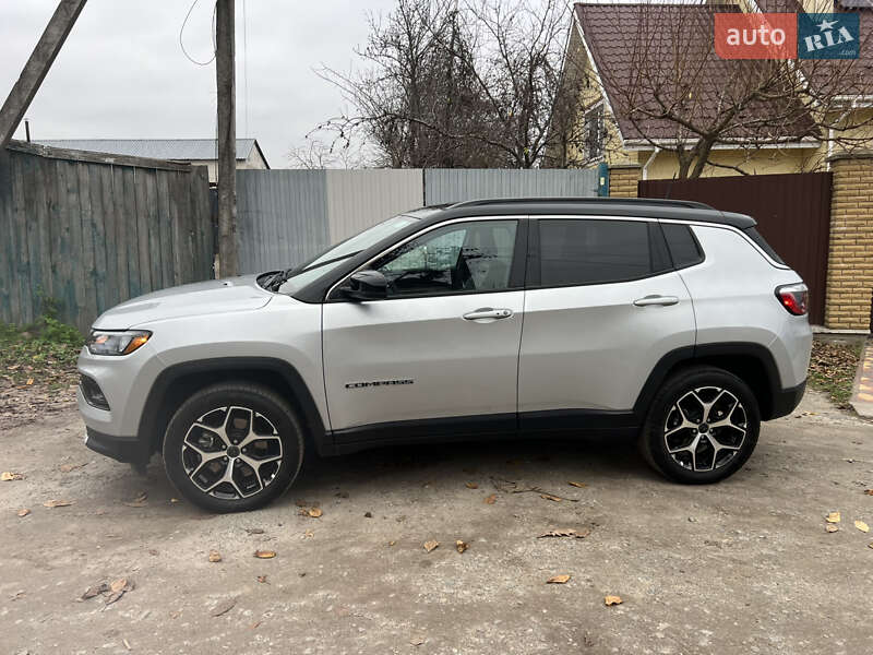 Позашляховик / Кросовер Jeep Compass 2024 в Василькові