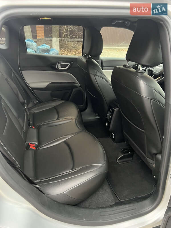 Позашляховик / Кросовер Jeep Compass 2024 в Василькові