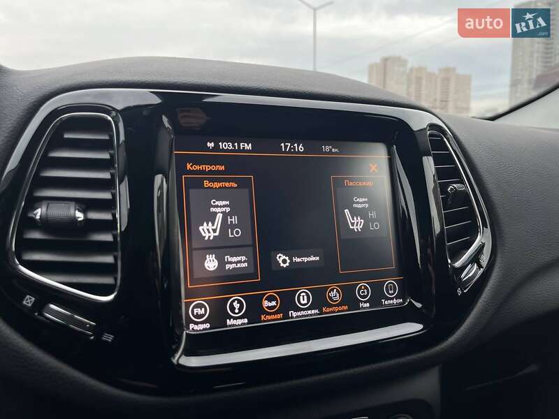 Внедорожник / Кроссовер Jeep Compass 2018 в Киеве