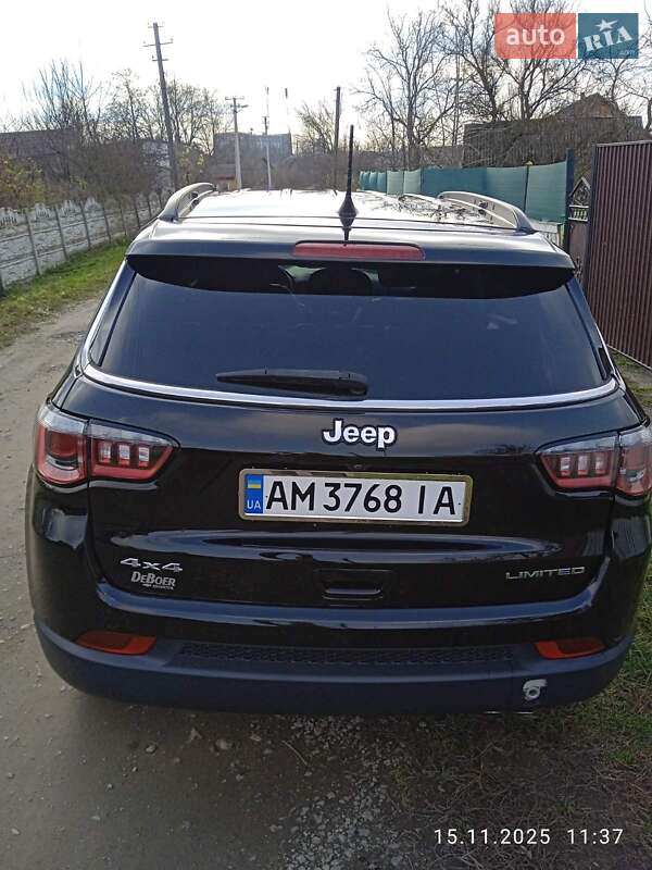 Внедорожник / Кроссовер Jeep Compass 2017 в Любаре