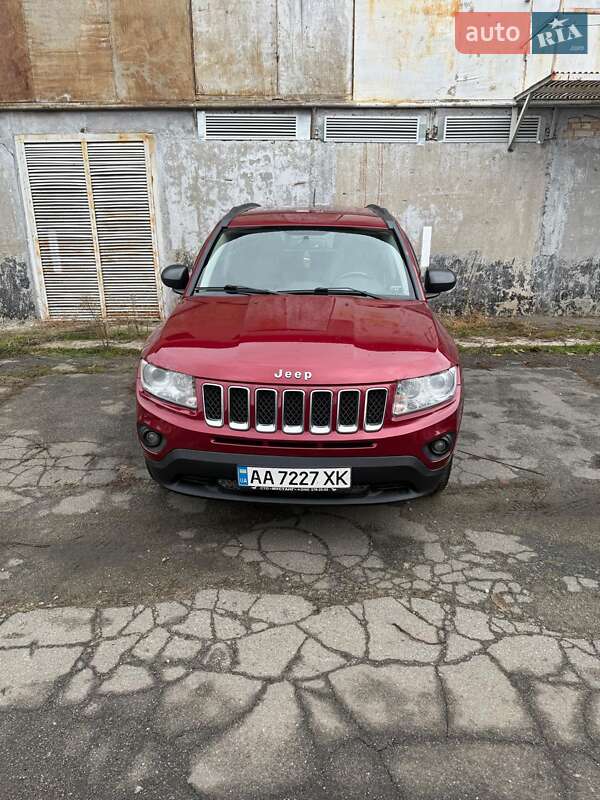 Внедорожник / Кроссовер Jeep Compass 2011 в Киеве фото 2 Внедорожник / Кроссовер Jeep Compass 2011 в Киеве