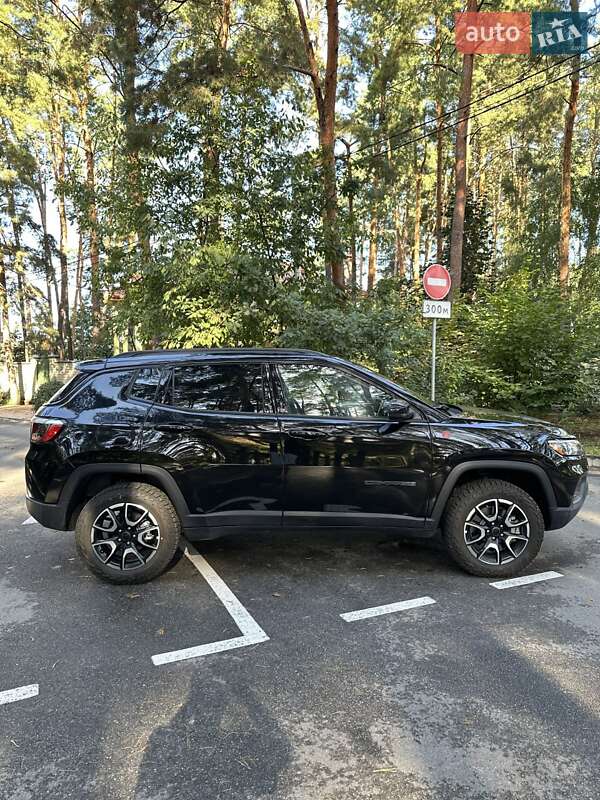 Позашляховик / Кросовер Jeep Compass 2025 в Білогородці