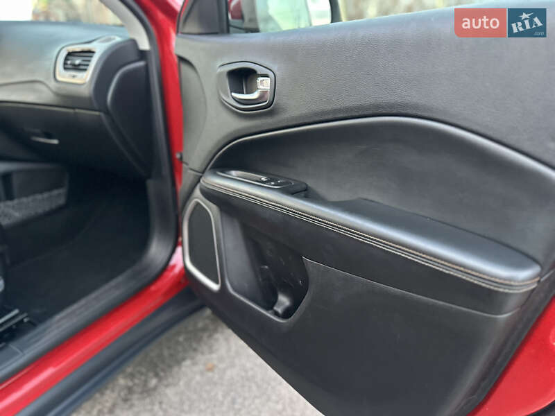 Позашляховик / Кросовер Jeep Compass 2018 в Первомайську