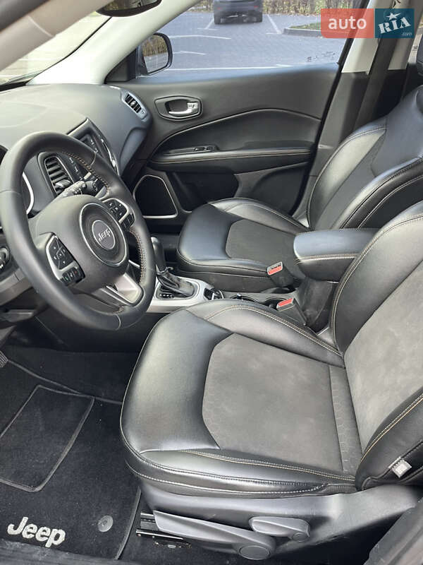 Внедорожник / Кроссовер Jeep Compass 2018 в Киеве