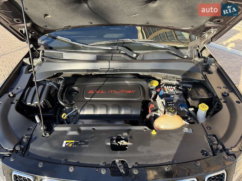 Внедорожник / Кроссовер Jeep Compass 2017 в Софиевской Борщаговке