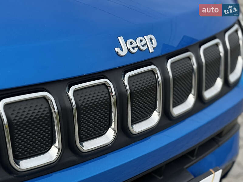 Внедорожник / Кроссовер Jeep Compass 2022 в Черкассах