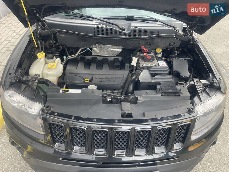 Позашляховик / Кросовер Jeep Compass 2014 в Києві