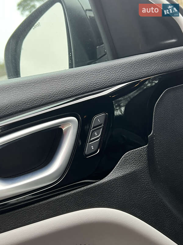 Внедорожник / Кроссовер Jeep Compass 2024 в Харькове