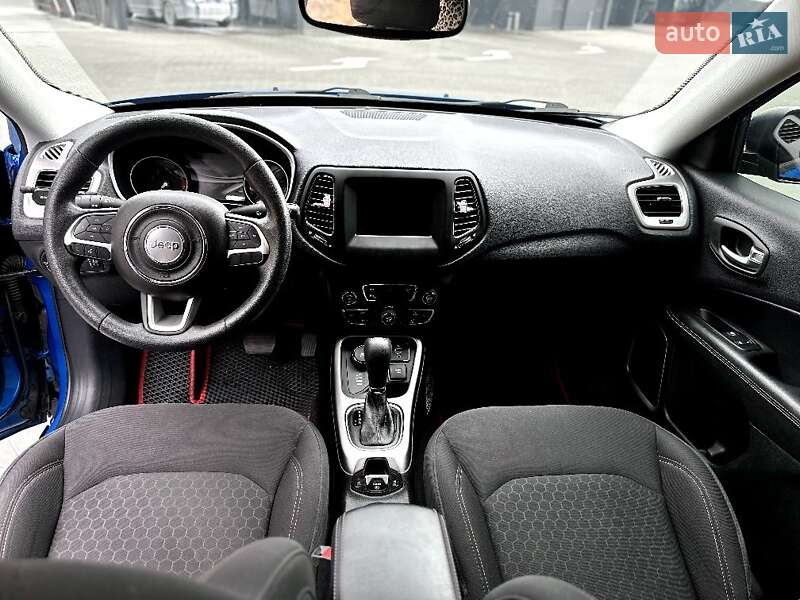 Внедорожник / Кроссовер Jeep Compass 2017 в Виннице