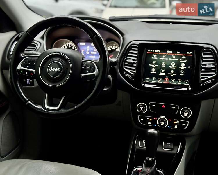 Внедорожник / Кроссовер Jeep Compass 2019 в Киеве