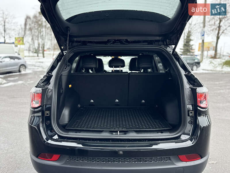 Внедорожник / Кроссовер Jeep Compass 2024 в Ровно фото 21 Внедорожник / Кроссовер Jeep Compass 2024 в Ровно