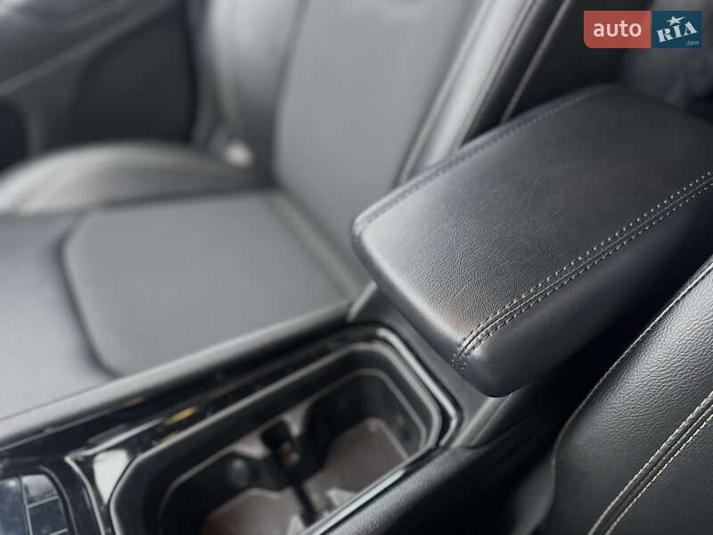 Внедорожник / Кроссовер Jeep Compass 2024 в Ровно фото 28 Внедорожник / Кроссовер Jeep Compass 2024 в Ровно