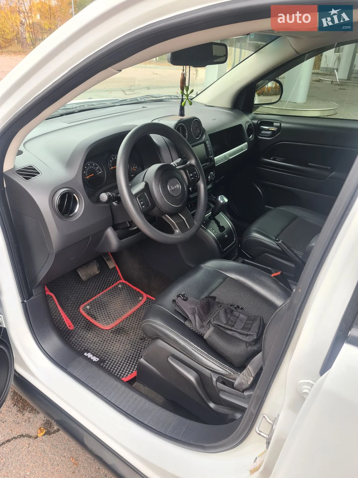 2015 Jeep Compass - мініатюра 20