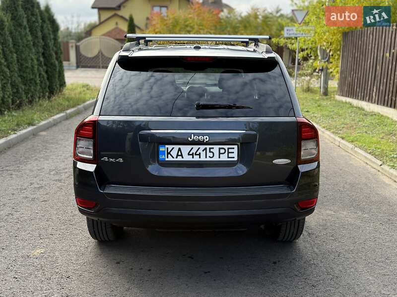 Внедорожник / Кроссовер Jeep Compass 2014 в Киеве