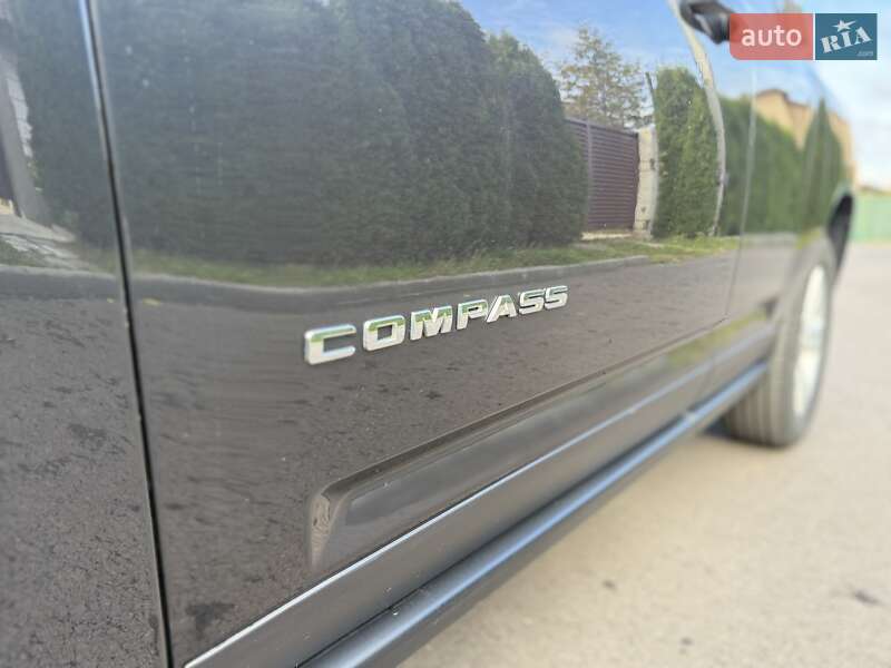 Внедорожник / Кроссовер Jeep Compass 2014 в Киеве