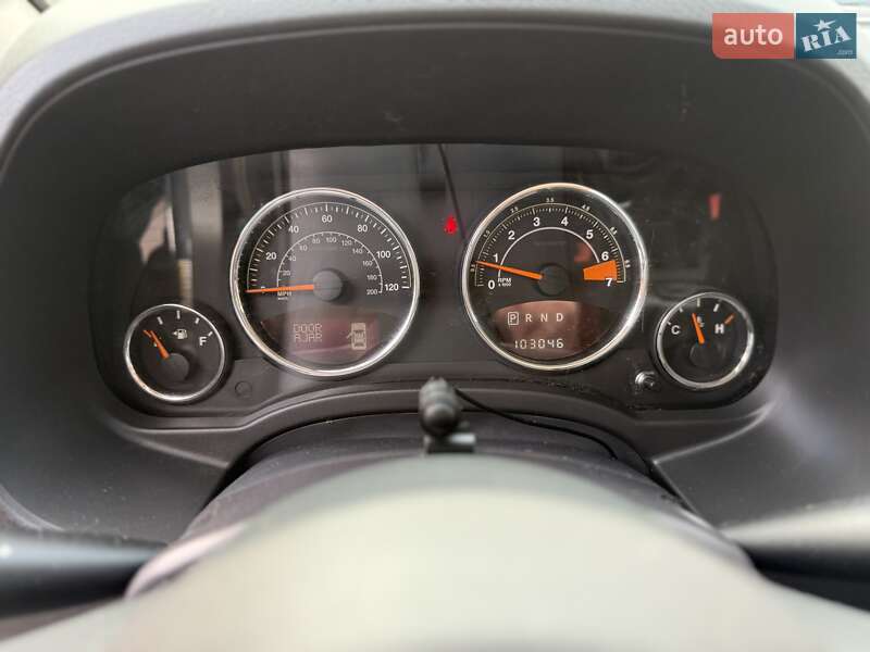 Внедорожник / Кроссовер Jeep Compass 2014 в Киеве