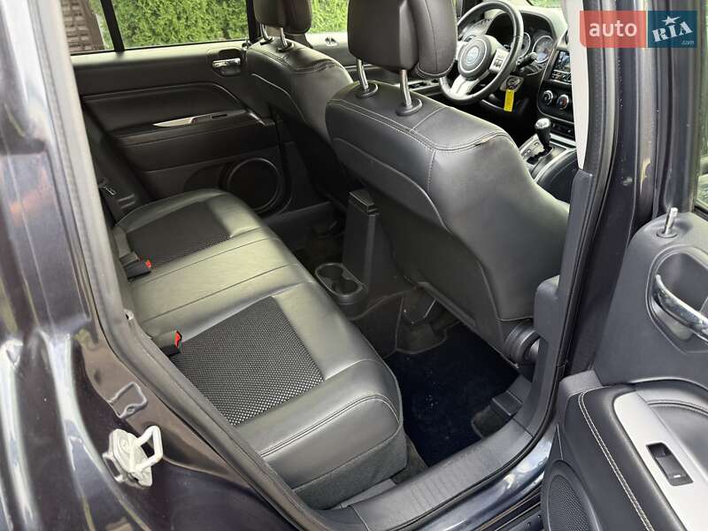 Внедорожник / Кроссовер Jeep Compass 2014 в Киеве