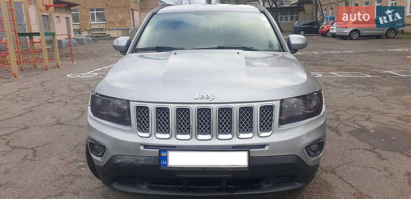 Внедорожник / Кроссовер Jeep Compass 2016 в Киеве фото 2 Внедорожник / Кроссовер Jeep Compass 2016 в Киеве