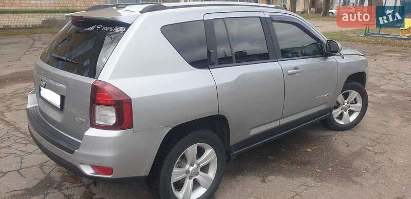 Внедорожник / Кроссовер Jeep Compass 2016 в Киеве фото 3 Внедорожник / Кроссовер Jeep Compass 2016 в Киеве