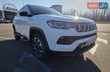 Внедорожник / Кроссовер Jeep Compass 2022 в Киеве