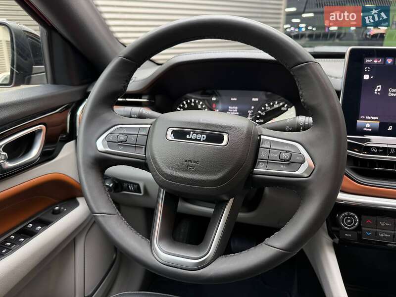 Внедорожник / Кроссовер Jeep Compass 2023 в Киеве