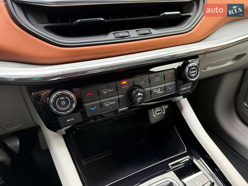 Внедорожник / Кроссовер Jeep Compass 2023 в Киеве