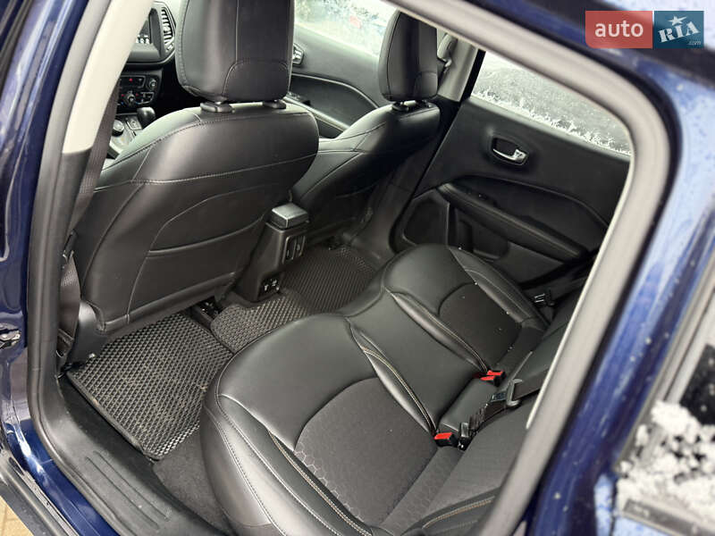 Внедорожник / Кроссовер Jeep Compass 2019 в Ровно