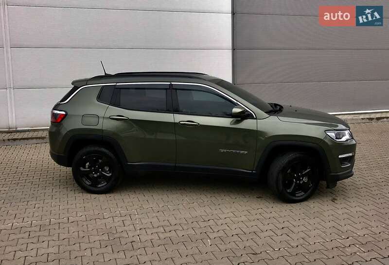 Внедорожник / Кроссовер Jeep Compass 2019 в Киеве