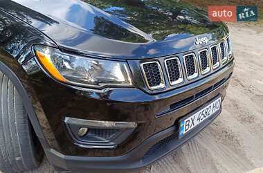 Внедорожник / Кроссовер Jeep Compass 2017 в Славуте