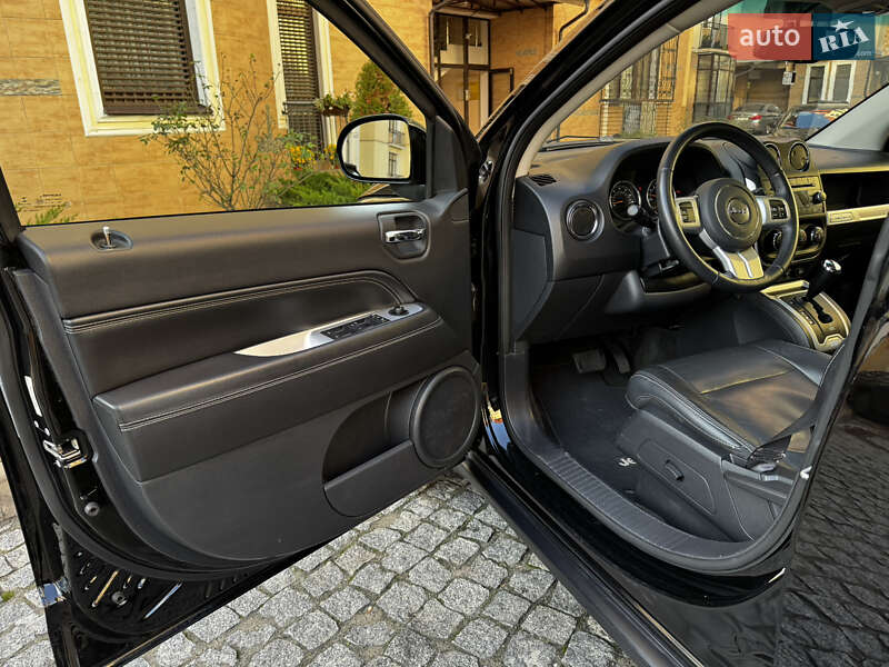 Позашляховик / Кросовер Jeep Compass 2016 в Києві