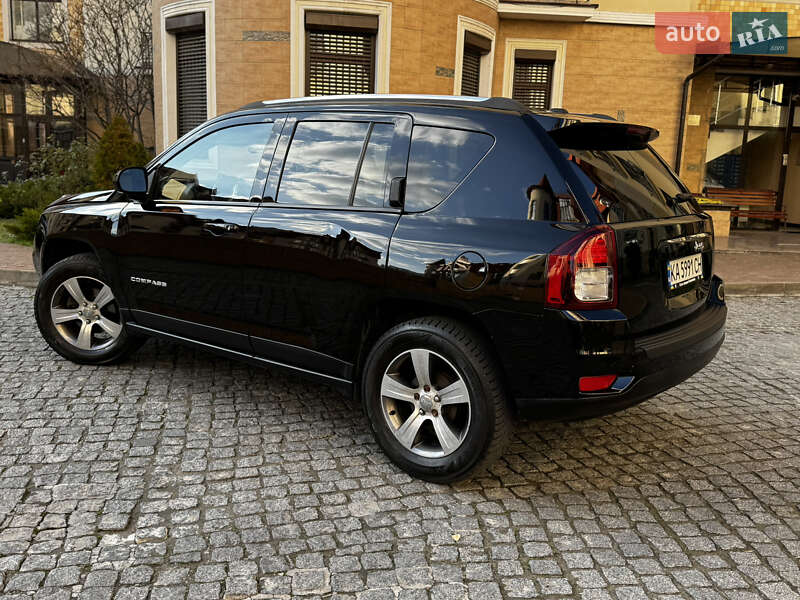 Позашляховик / Кросовер Jeep Compass 2016 в Києві