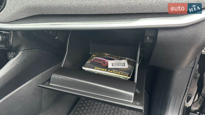 Внедорожник / Кроссовер Jeep Compass 2024 в Дубно