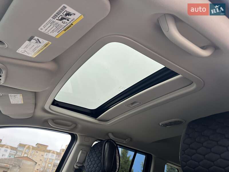 Внедорожник / Кроссовер Jeep Compass 2015 в Богуславе