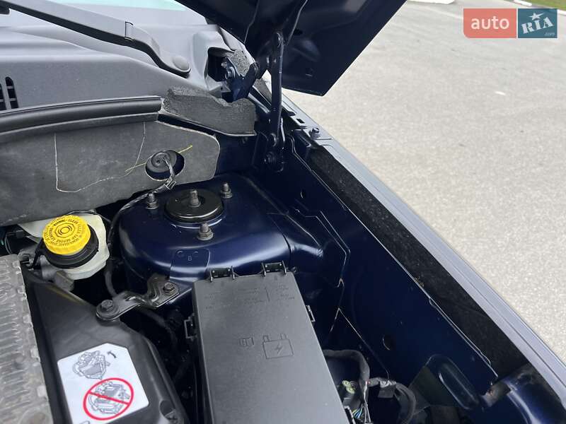 Внедорожник / Кроссовер Jeep Compass 2015 в Богуславе