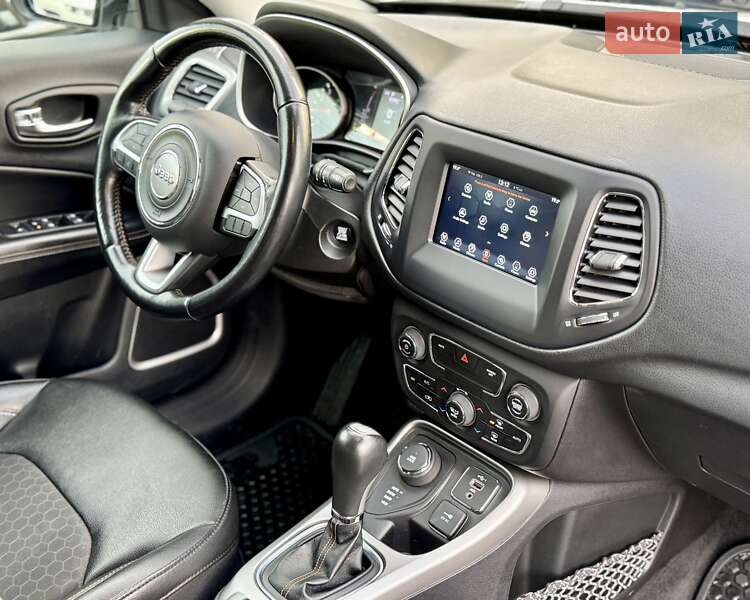 Позашляховик / Кросовер Jeep Compass 2019 в Києві