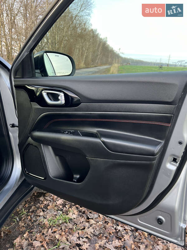 Внедорожник / Кроссовер Jeep Compass 2023 в Киеве