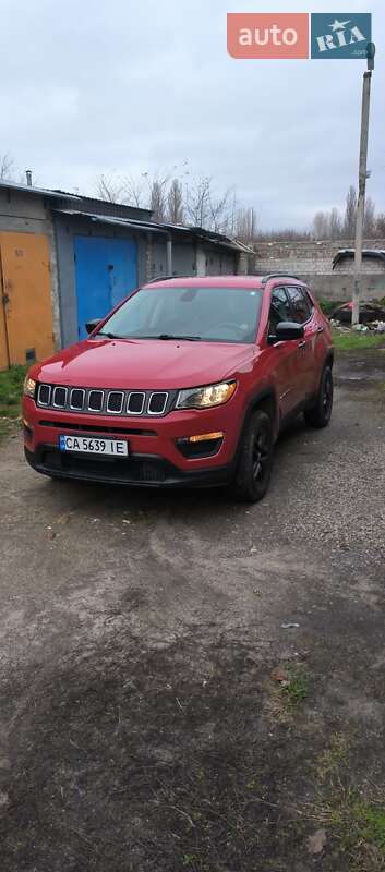 Внедорожник / Кроссовер Jeep Compass 2017 в Черкассах
