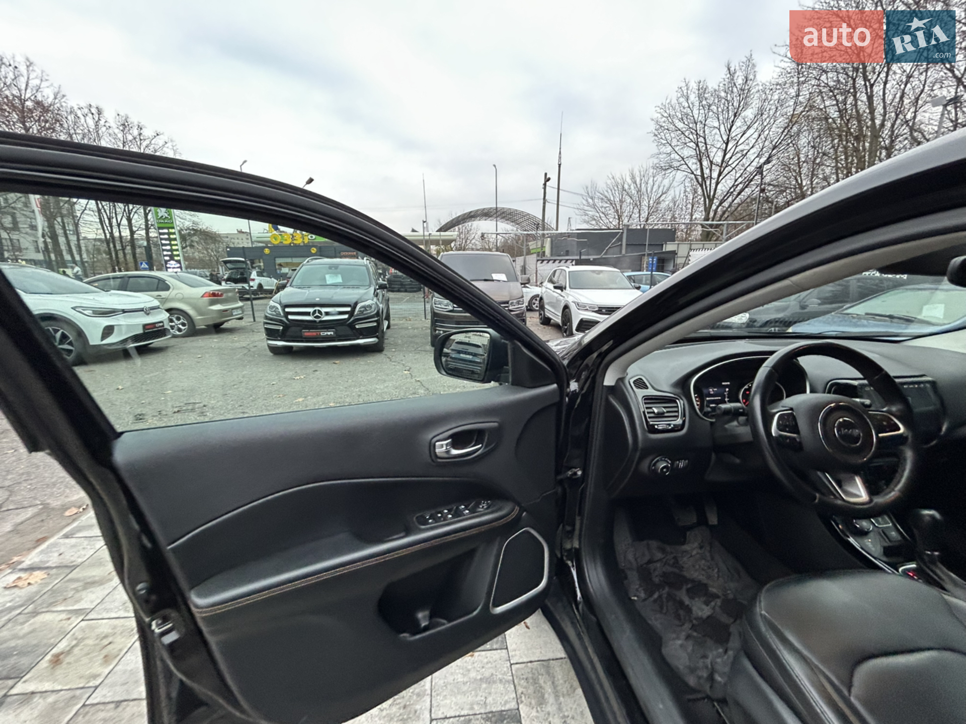 2020 Jeep Compass - мініатюра 19