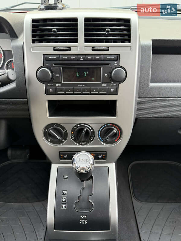 Позашляховик / Кросовер Jeep Compass 2007 в Києві