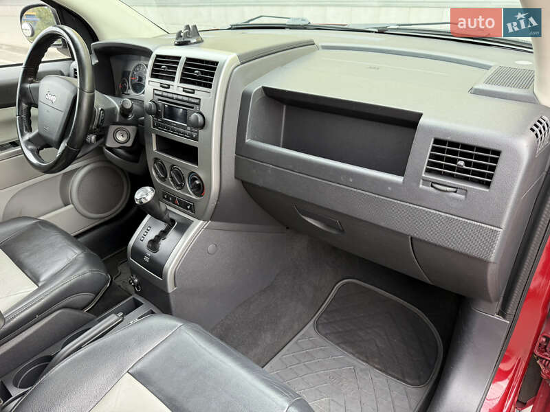 Позашляховик / Кросовер Jeep Compass 2007 в Києві